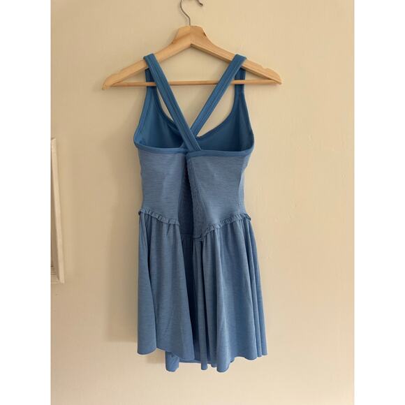FREE PEOPLE Smockin Hot Dress Denim Haze Size Medium - Picture 4 of 7
